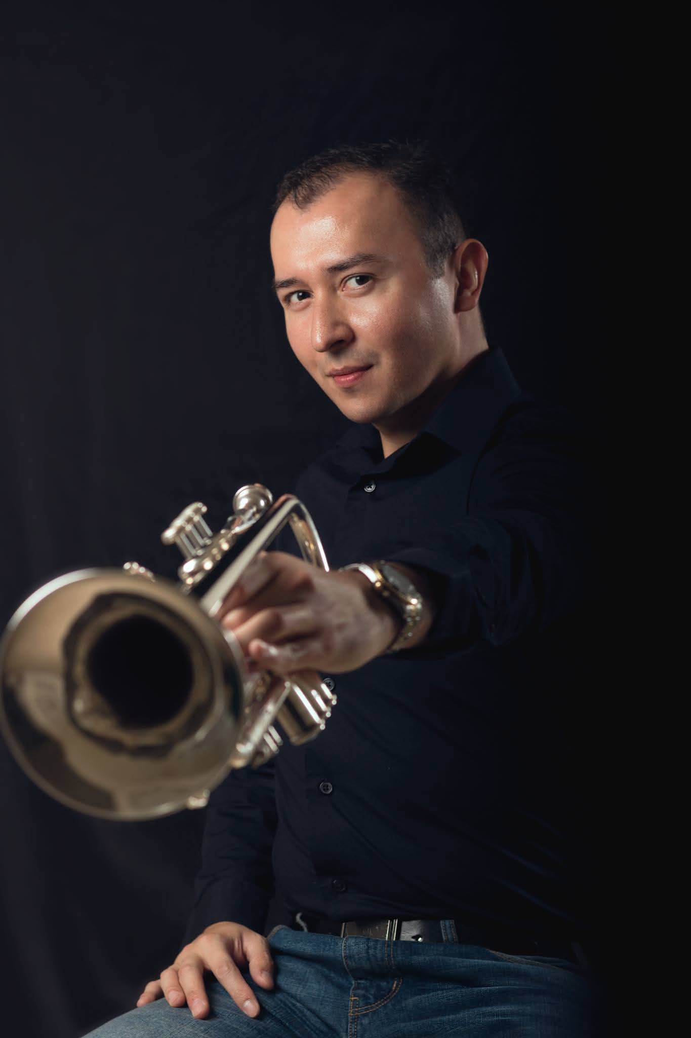 victor saucedo herrera